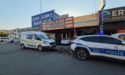 Sanayide çalışan kalfa kazara çırağı vurdu