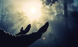 Dert, Sıkıntı, Üzüntü ve Strese İyi Gelen Dualar! Sıkıntıyı Gideren, Huzur Veren Dualar!