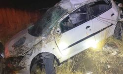 Domaniç’te otomobil takla attı: 3 kişi yaralandı