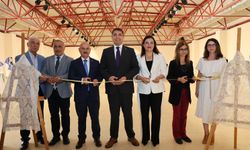 Düzce Üniversitesi’nde “Zamansız, Sonsuz Yaz” Sergisi Açıldı