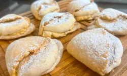 Melek Kanadı Kurabiyesi Nasıl Yapılır, Hangi Malzemelerle Hazırlanır? İşte Puf Gibi Dağılan Lezzetin Sırrı!