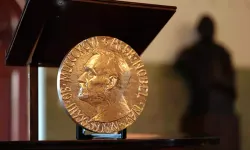 Trump’ın Nobel hayali suya düştü! Nobel Barış Ödülü’nün sahibi Maria Corina Machado oldu