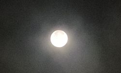 İnegöl’de dolunay geceyi aydınlattı