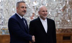 Bakan Hakan Fidan, Tahran’da İran Meclis Başkanı Galibaf ile Görüştü