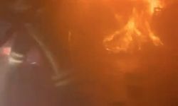 Bursa’da Fabrika Yangınına 16 İtfaiye Aracıyla Müdahale Edildi