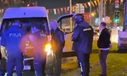 Bursa’da yolun karşısına geçmek isterken servis aracı çarptı