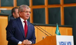 Davutoğlu: CHP’nin kapatılması iddiası tam bir facia