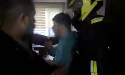 Dolandırıcılıktan aranan firariyi, kurye kılığına giren polis yakaladı