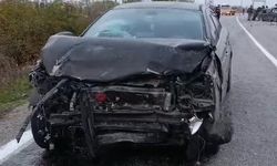 İnegöl'de trafik kazasında 1 kişi hayatını kaybetti, 2 kişi yaralandı