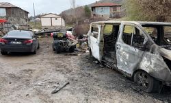 4 aracı yakılan muhtar: Eve sıçrasaydı facia olacaktı