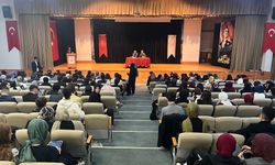 Bursa’da Gençler Konuştu, Türkiye’nin Geleceği İçin Rapor Hazırlandı