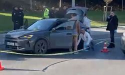 İstanbul'da seyir halindeki araca silahlı saldırı: 1 ölü