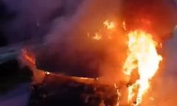 Bursa’da seyir halindeki otomobil alev alev yandı!