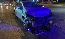 Bursa'da kavşakta feci kaza! 1 ağır yaralı