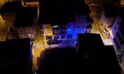 Çorum'da apartmanda çıkan yangında 10 kişi dumandan etkilendi