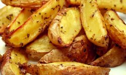 Fırında Çıtır Çıtır Patates Nasıl Yapılır? Evde En Lezzetli Sonucu Almanın Püf Noktaları Nelerdir?