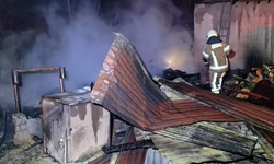 İnegöl Tuzla Mahallesi’nde İki Katlı Ev Yangında Kullanılamaz Hale Geldi