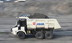 Dünyanın Zirvesinde Teknoloji Deneyi! Çin, 5.600 Metrede İnsansız Maden Kamyonlarını Çalıştırdı