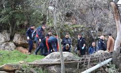 Kayıp Alzheimer hastası yaşlı adam dere kenarında ölü bulundu