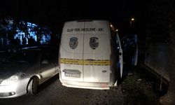 Arkadaşların silahla oyunu kanlı bitti! 1 yaralı