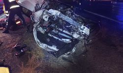 Niğde - Kayseri yolunda feci kaza! 2 ölü, 1 yaralı