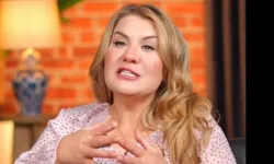 Uşaklı fenomen Aylin Özmen takla atan araçtan fırlayıp hayatını kaybetti! Aylin Özmen kimdir, nereli, kaç yaşında?