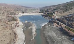 Ankara'da su isyanı: Kesinti bitmiyor, akan su çamur gibi