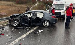 İzmir-İstanbul Otoyolu'nda 12 araçlı zincirleme kaza: 1 ölü, 10 yaralı