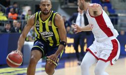 Fenerbahçe Beko Bahçeşehir Koleji'ni farklı geçti