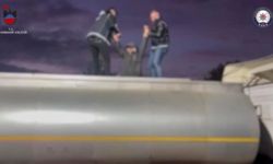 Atık tankeri içinde 32 düzensiz göçmen yakalandı