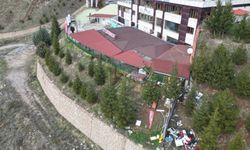 Babasını öldürerek havuz deposuna gömdü