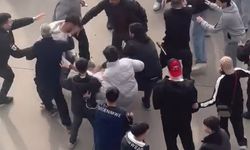 Bursa'da gençler birbirine girdi