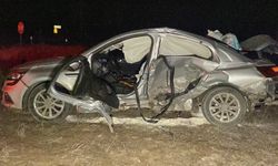 Çorum'da iki otomobil çarpıştığı kazada 8 kişi yaralandı