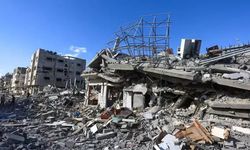 İsrail, Gazze’de Faaliyet Gösteren 37 Uluslararası Yardım Kuruluşunun Lisansını İptal Ediyor