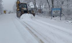 İnegöl Belediyesi Karla Mücadele Çalışmalarını Aralıksız Sürdürüyor!