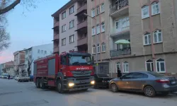 İnegöl'de 6 katlı binanın çatısında yangın