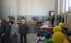 İnegöl'de köy okuluna teknoloji desteği: Şipali İlkokulu bilişim sınıfına kavuştu