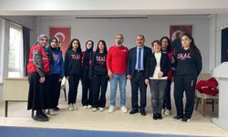 İnegöl’de Turgut Alp Anadolu Lisesi’nde Kızılay bilgilendirme etkinliği