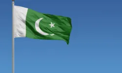 Pakistan'da işçi otobüsüne bombalı saldırı: 1 ölü, 8 yaralı