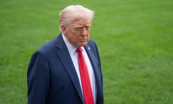 Trump’tan dikkat çeken açıklama: Maduro ve eşi New York’a götürüldü