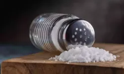 Tuz Nem Çeker mi? Evde Uzun Süre Tuz Nasıl Saklanır?