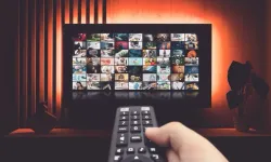 TV YAYIN AKIŞI 16 OCAK 2026 CUMA! Bu akşam hangi dizi ve filmler var?