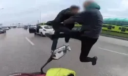 Uçan tekmelerin bedeli ağır oldu... Ehliyetlerine el konuldu, psikotekniğe sevk edildi