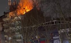 7 katlı binanın çatısında korkutan yangın