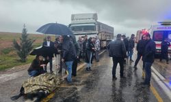 Mardin'de tır ile otomobil çarpıştı! 1 ölü, 4 yaralı