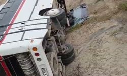 Adana'da trafik kazası! 1'i ağır 7 tarım işçisi yaralandı