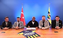 Fenerbahçe, Anderson Talisca'nın Sözleşmesini 2028’e Kadar Uzattı