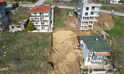 Denizli'de komşu binaları çökme noktasına getiren kazı kaçak çıktı