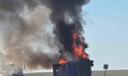 Devrilerek yanan tırın sürücüsü sinir krizi geçirdi