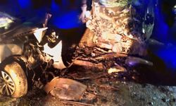 Diyarbakır'da iki otomobil çarpıştı! 3 ölü, 3 yaralı